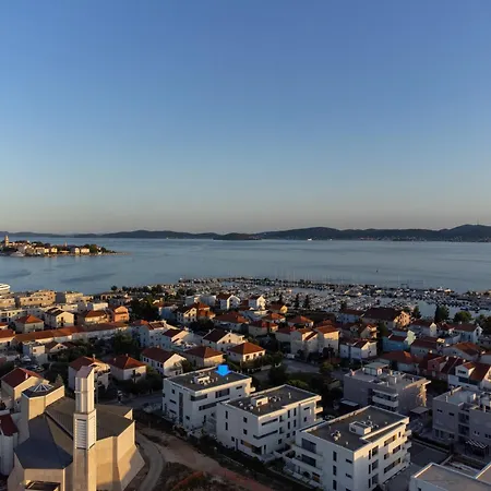 Borik 2024 アパート